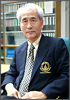 Associate Professor Manas Chongsa-nguan