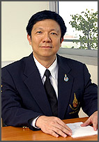 Associate Professor Wattana Leowattana