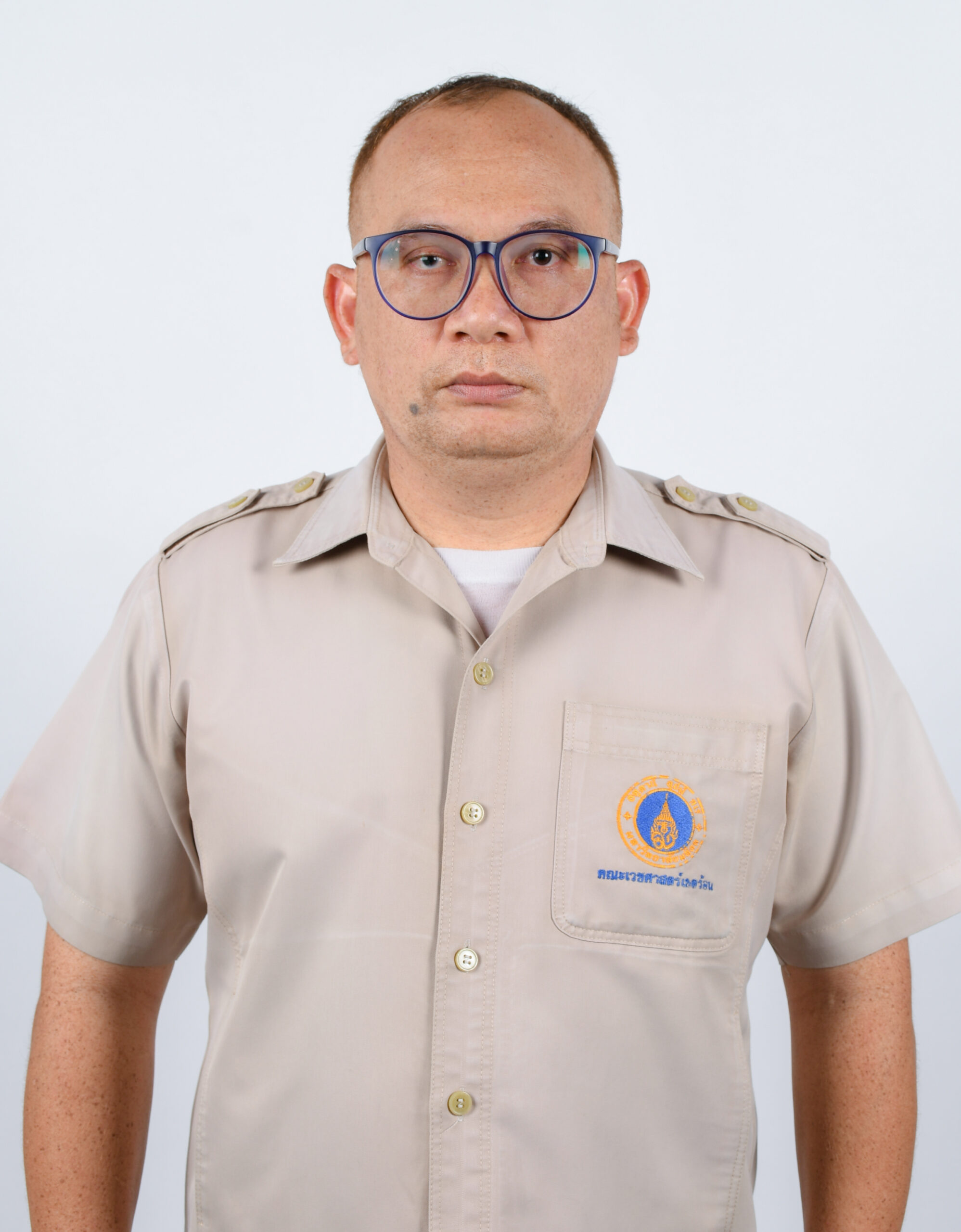 นายโกเมธ-อภิเดช