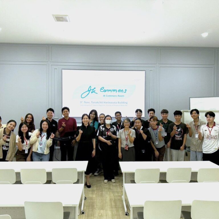 Tropical Medicine Program students with faculty members of the Department of Tropical Hygiene at JK Commons Room