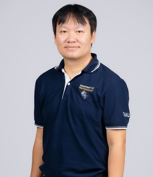 1Khuanchai-Koompapong